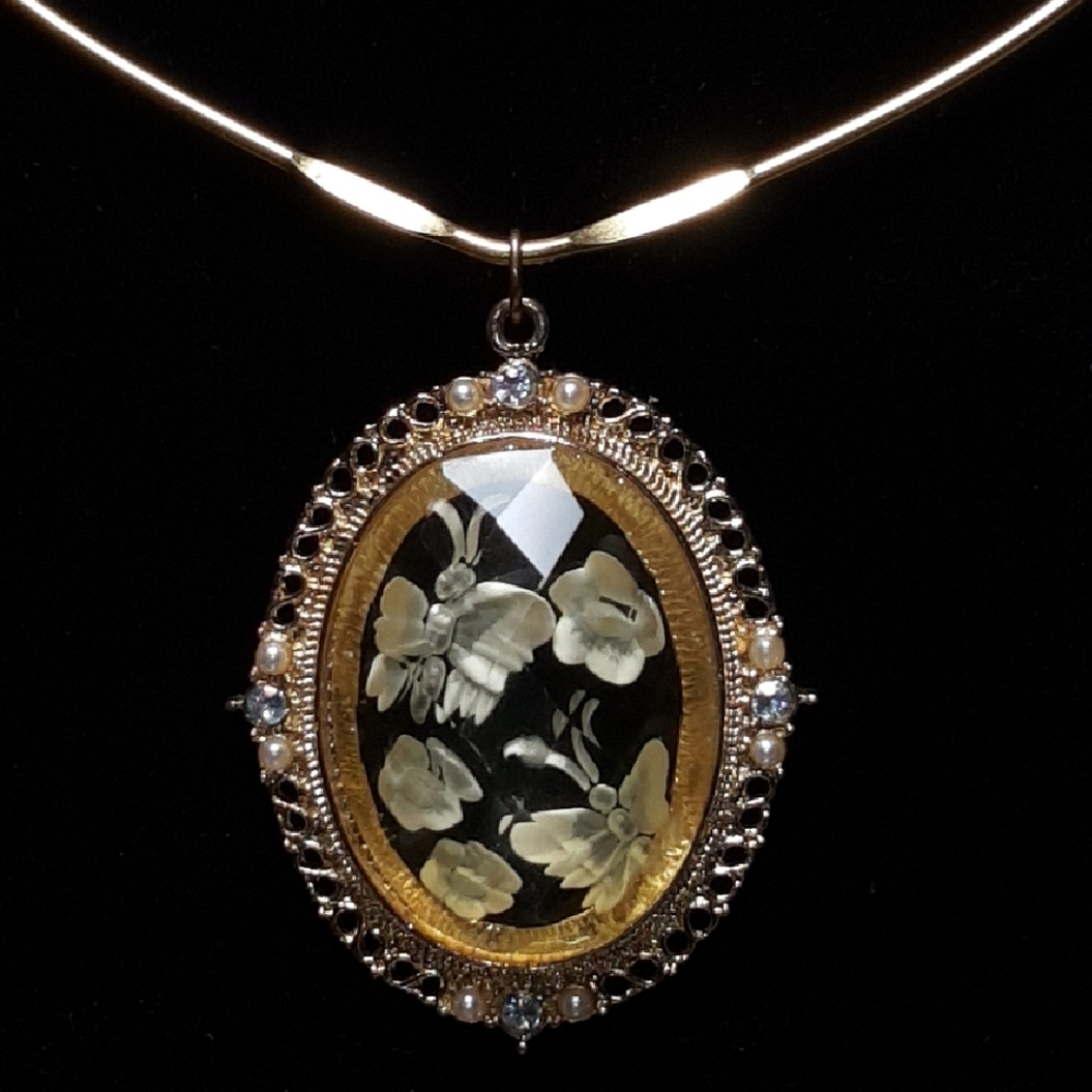 Grystal Gold Tone Butterfly Antique Pendant